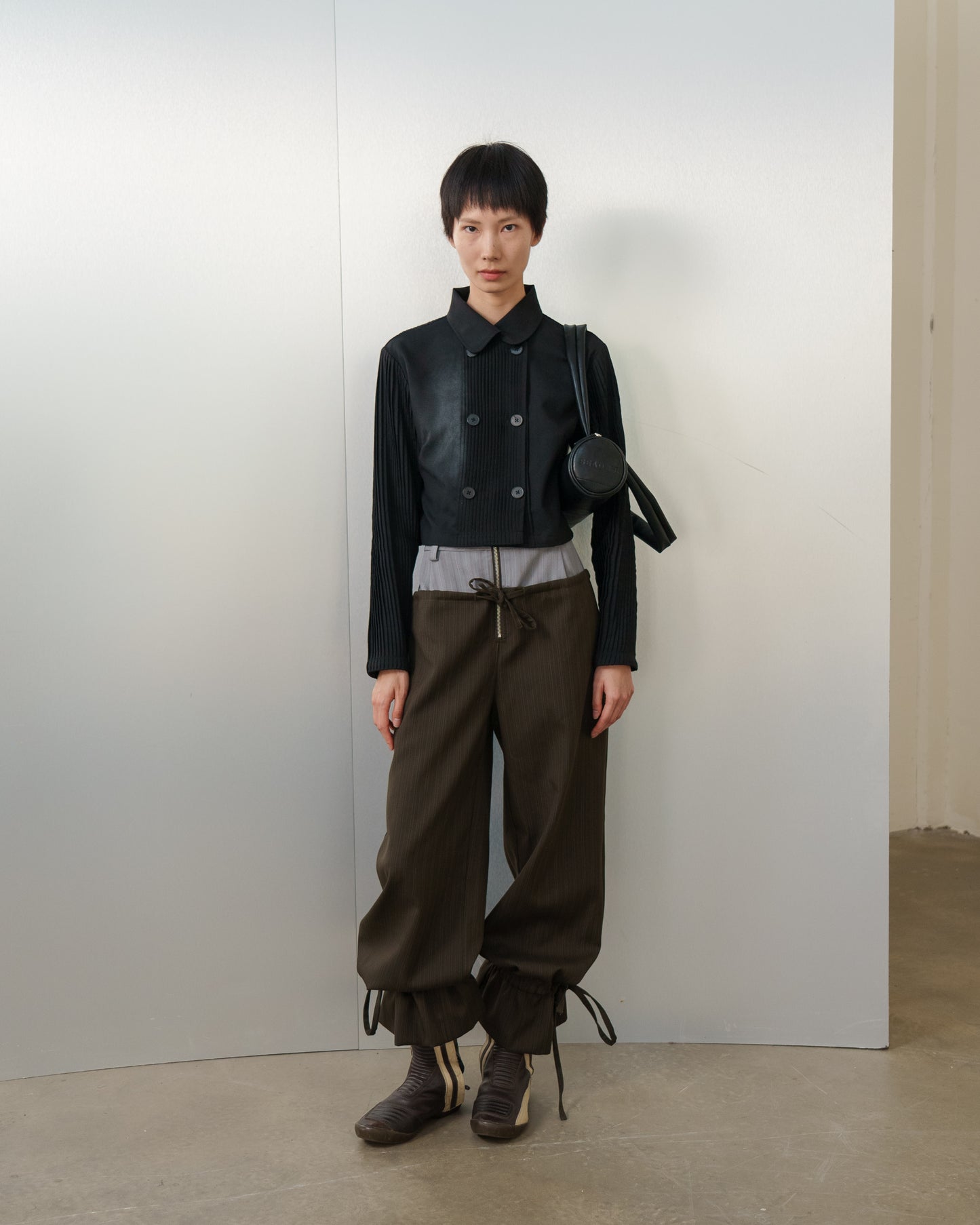 PHANTOM LEG PANTS (Brown)