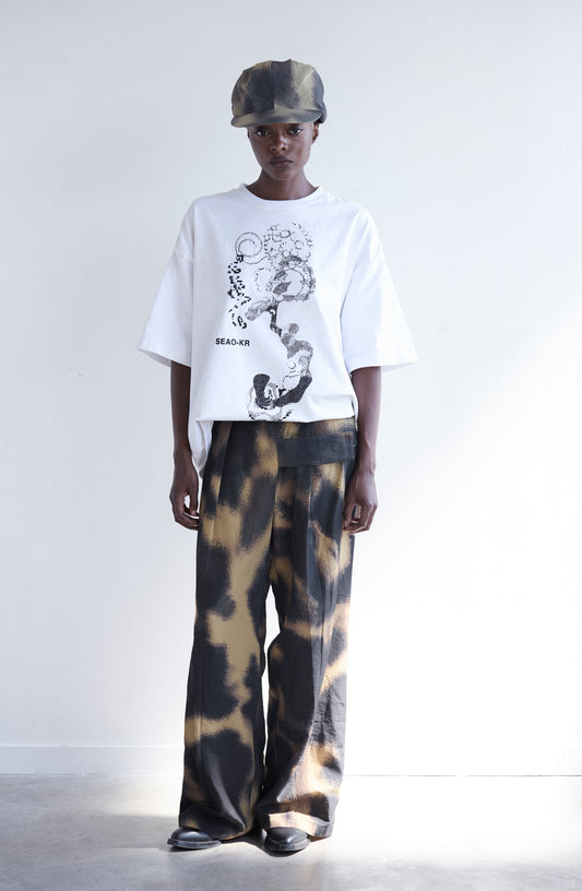 PROSTHESIS PRINT TEE