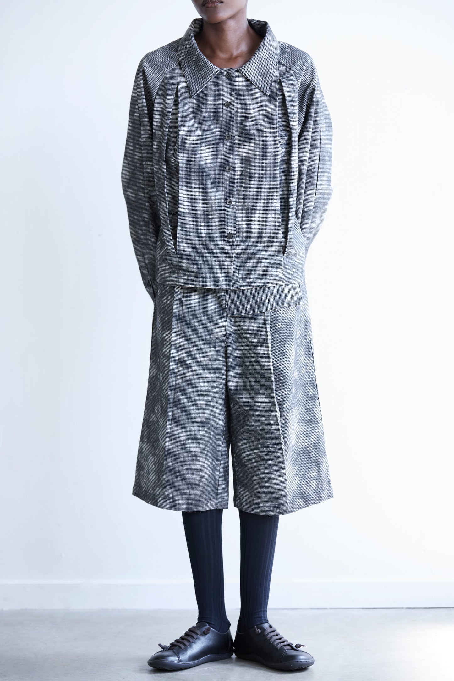 PLEATED PANEL SHIRT